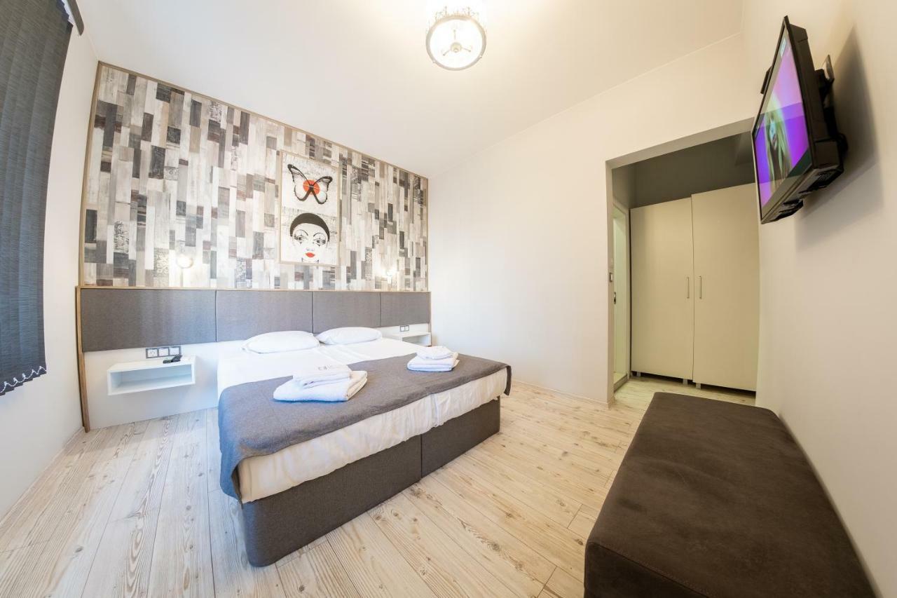 Sofia Downtown Life Apartment Exterior photo
