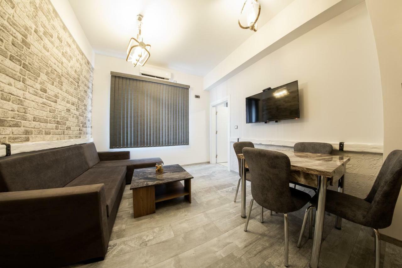 Sofia Downtown Life Apartment Exterior photo